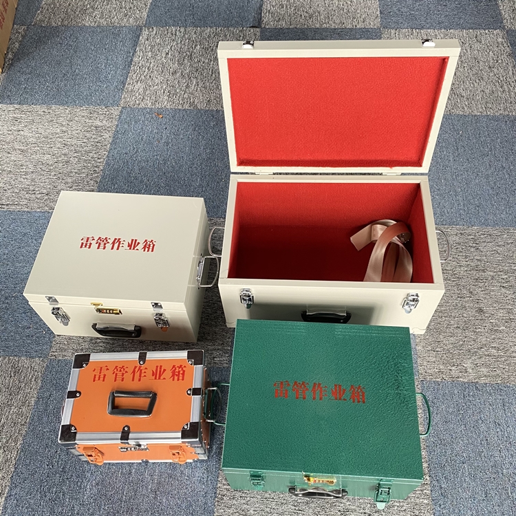 盂县爆破工程作业箱如何选择？玻璃钢与传统材质的全面对比